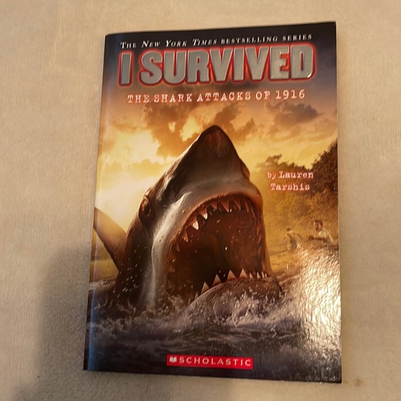 Scholastic Other - ⭐️3/$10⭐️ I Survived The Shark Attacks of 1916